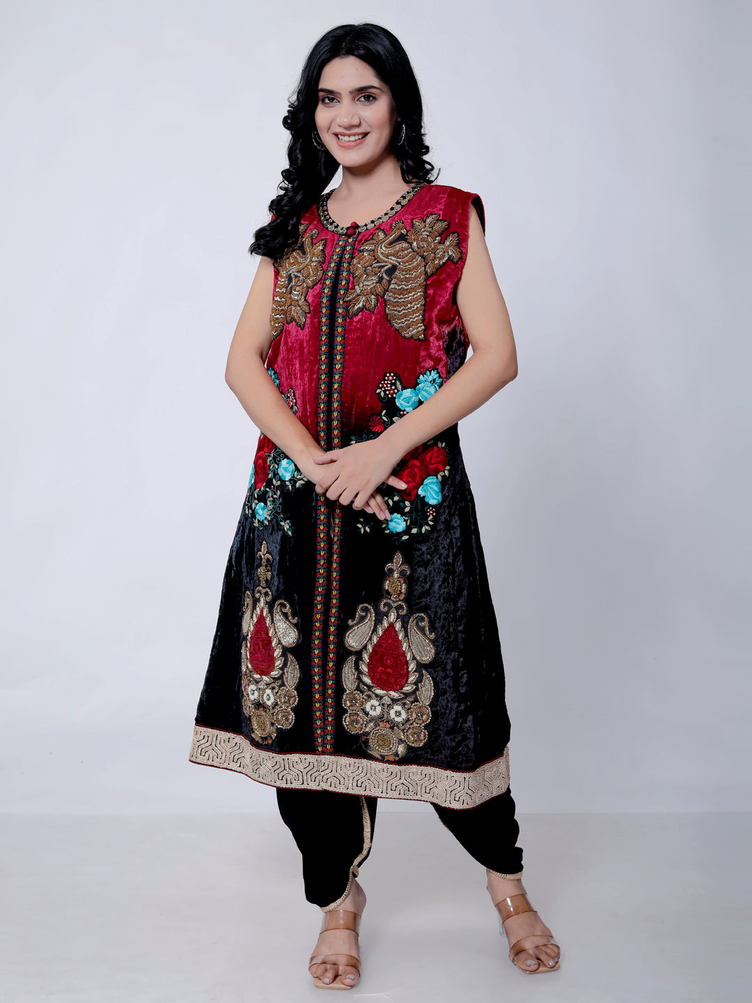 Paisley Embroidery Kurta